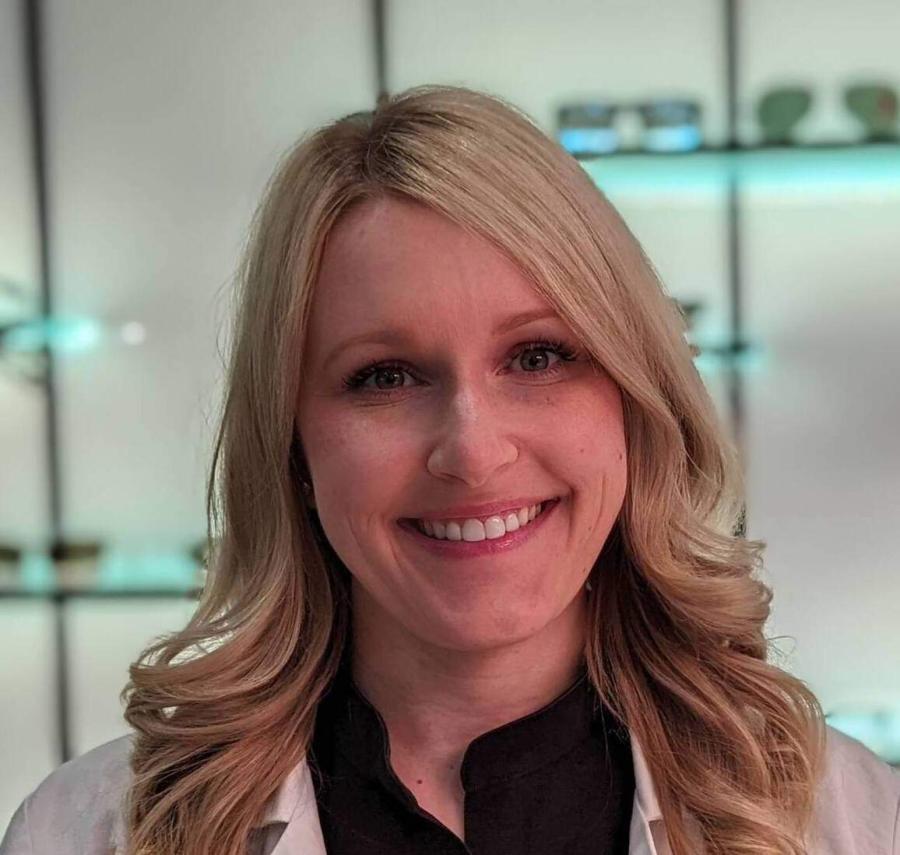 Ajax Optometrist - Dr. Shannon Bligdon
